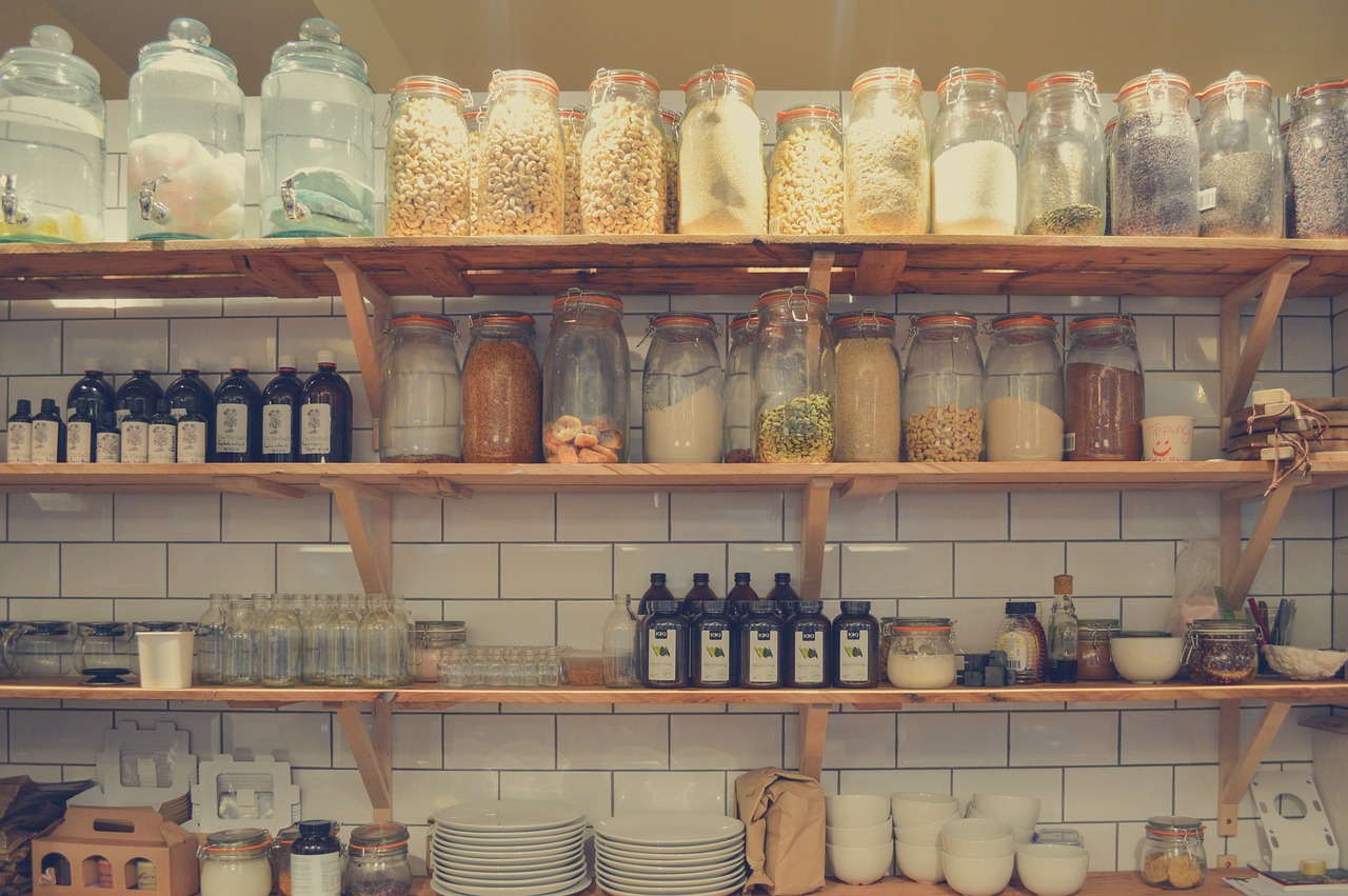 The Benefits of Using Stackable Storage Containers in Small Spaces